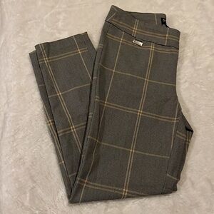 Soho Apparel Women’s Ankle Pants